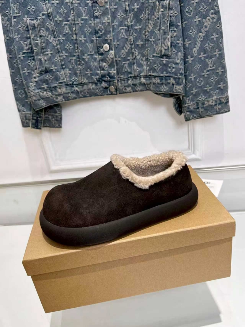 Ugg Flat Shoes
